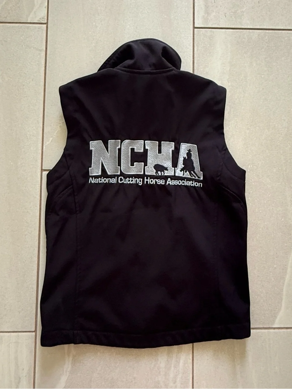 Tioga Territory Youth L 7 NCHA Black Soft Shell Fleece Lined Vest